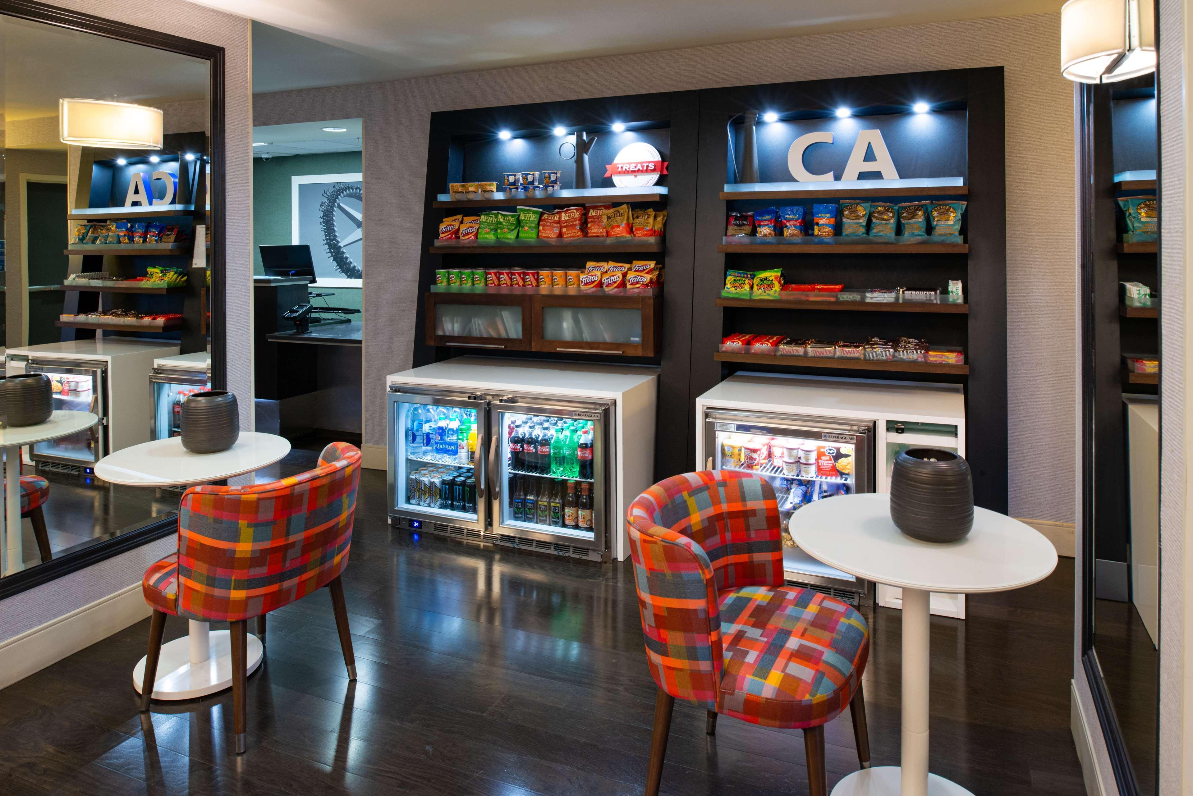 Hampton Inn San Francisco - Дейли Сити Екстериор снимка